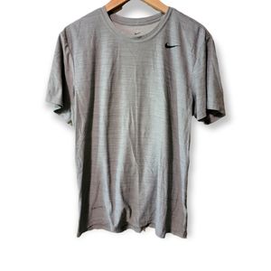 NIKE DRI-FIT Shortsleeve Shirt, Mens Medium